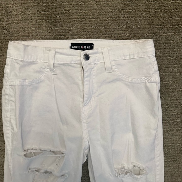White distressed jeans - Picture 5 of 5